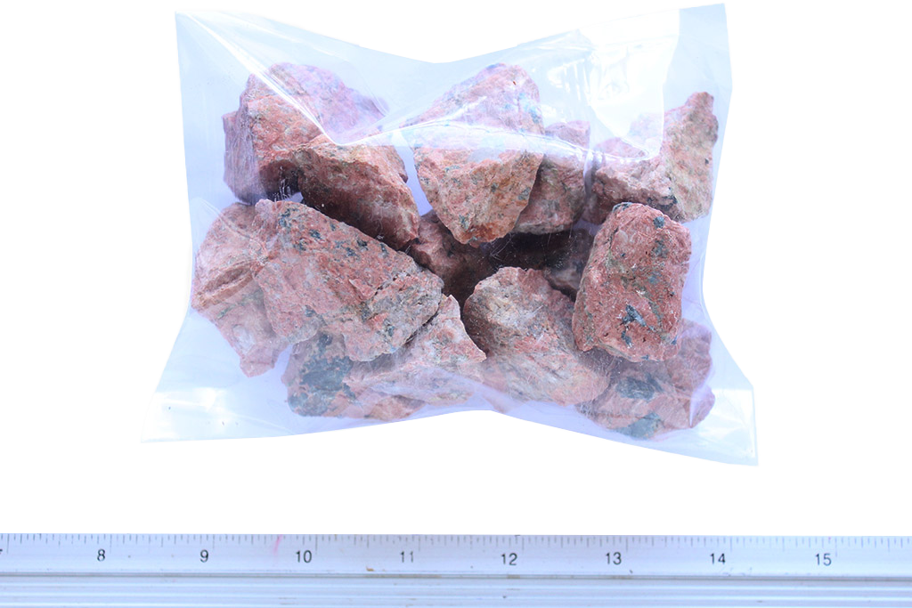 Epidote Gem Decor Rough. 1 Kg Bag