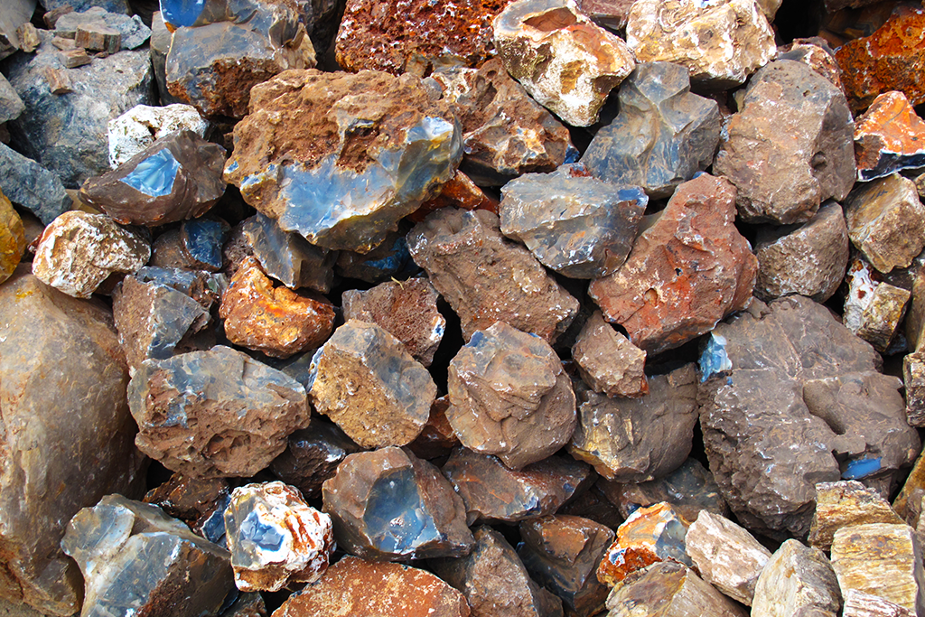 Agate - Grey - Block Rough. Price per Kg
