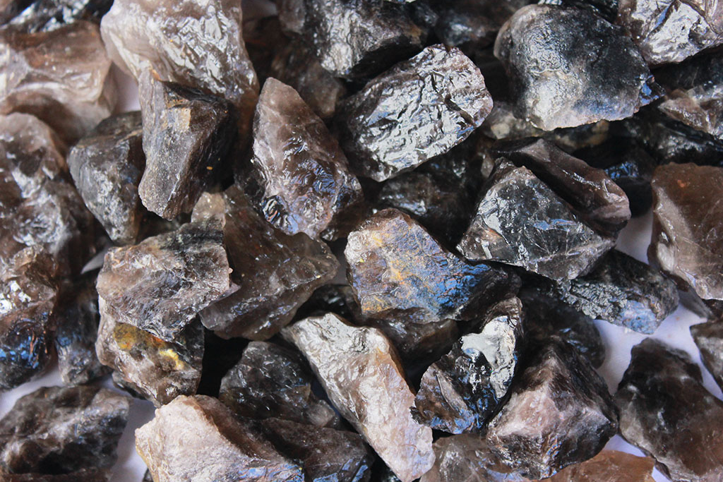 Smoky Quartz Gem Decor Rough. 1 Kg Bag